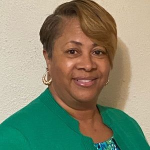 Meet your Posher, Beverly